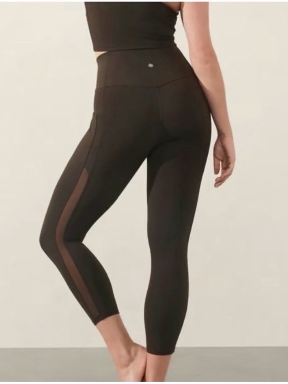 Athleta Salutation Stash Mesh 7/8 Tight Brown Medium Like New